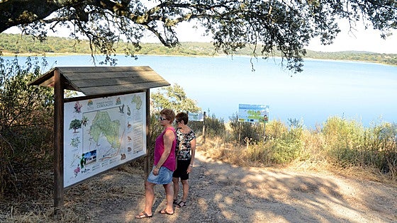 Casi 900.000 euros para Cornalvo, el parque natural que no acaba de despegar