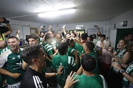 Fotos | El Cacereño estalla en júbilo con su ascenso a Primera RFEF