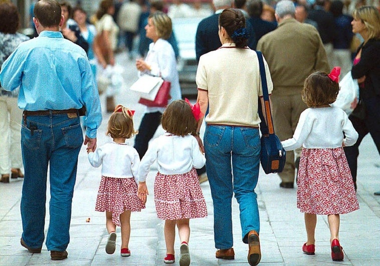 La Seguridad Social compensará a los hombres por negarles el complemento de maternidad