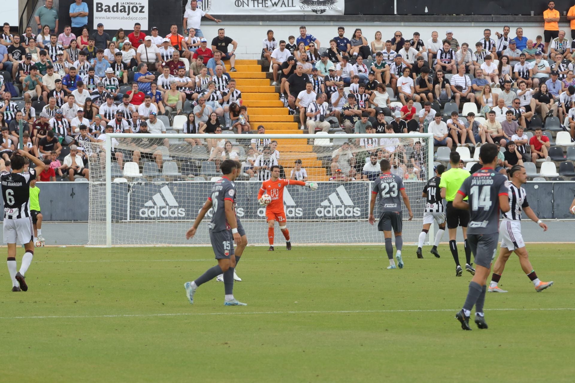 Fotos | Así se ha vivido el Badajoz 1-0 Llerenense