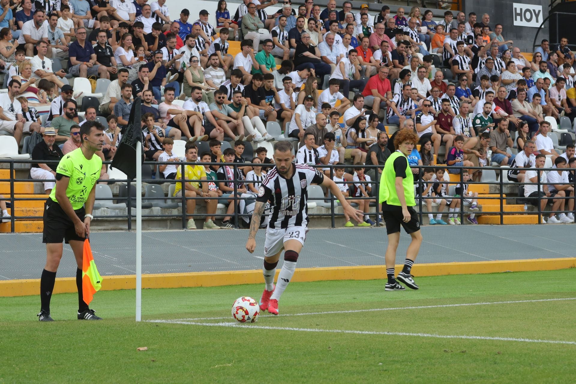 Fotos | Así se ha vivido el Badajoz 1-0 Llerenense