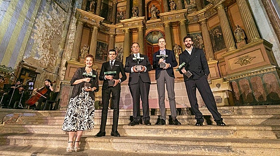 Plasencia salda una 'deuda simbólica' pausada por el tiempo