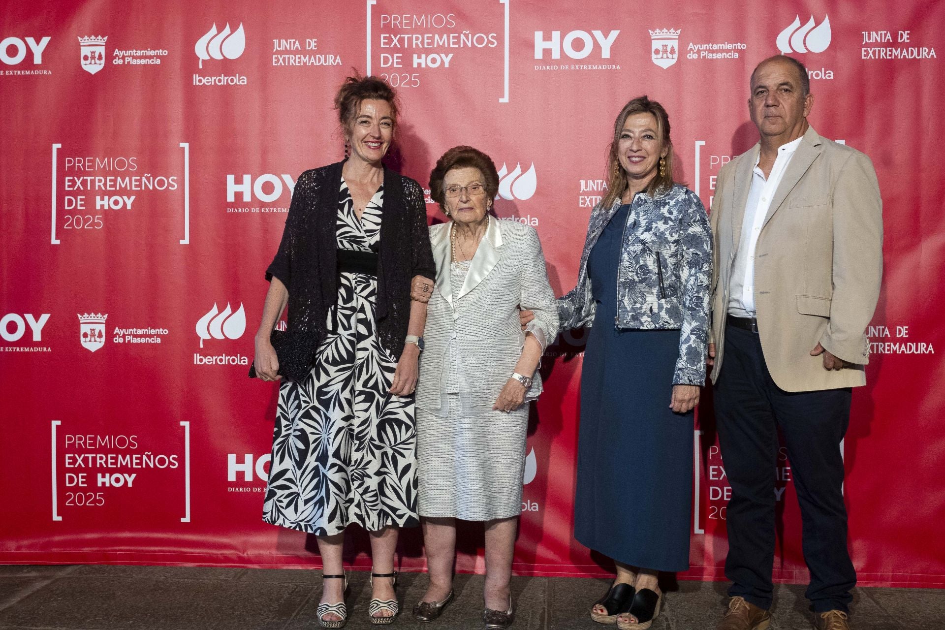 Esther Cubo, Rosa Delgado, Rosa Cubo y Juan Carlos Pérez.