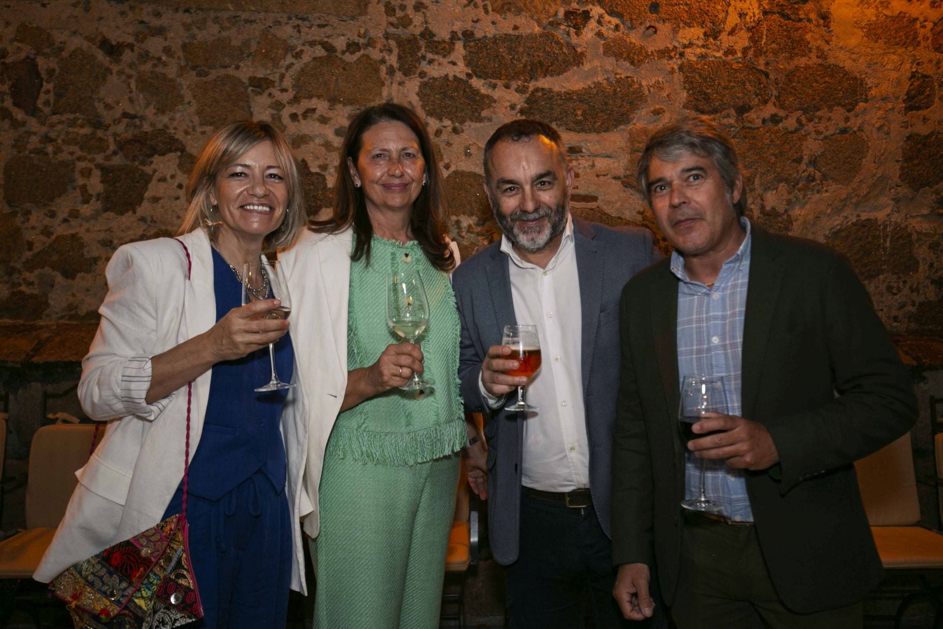 Inés Fernández, Carmen Soria, Víctor Sánchez y Víctor Nava.