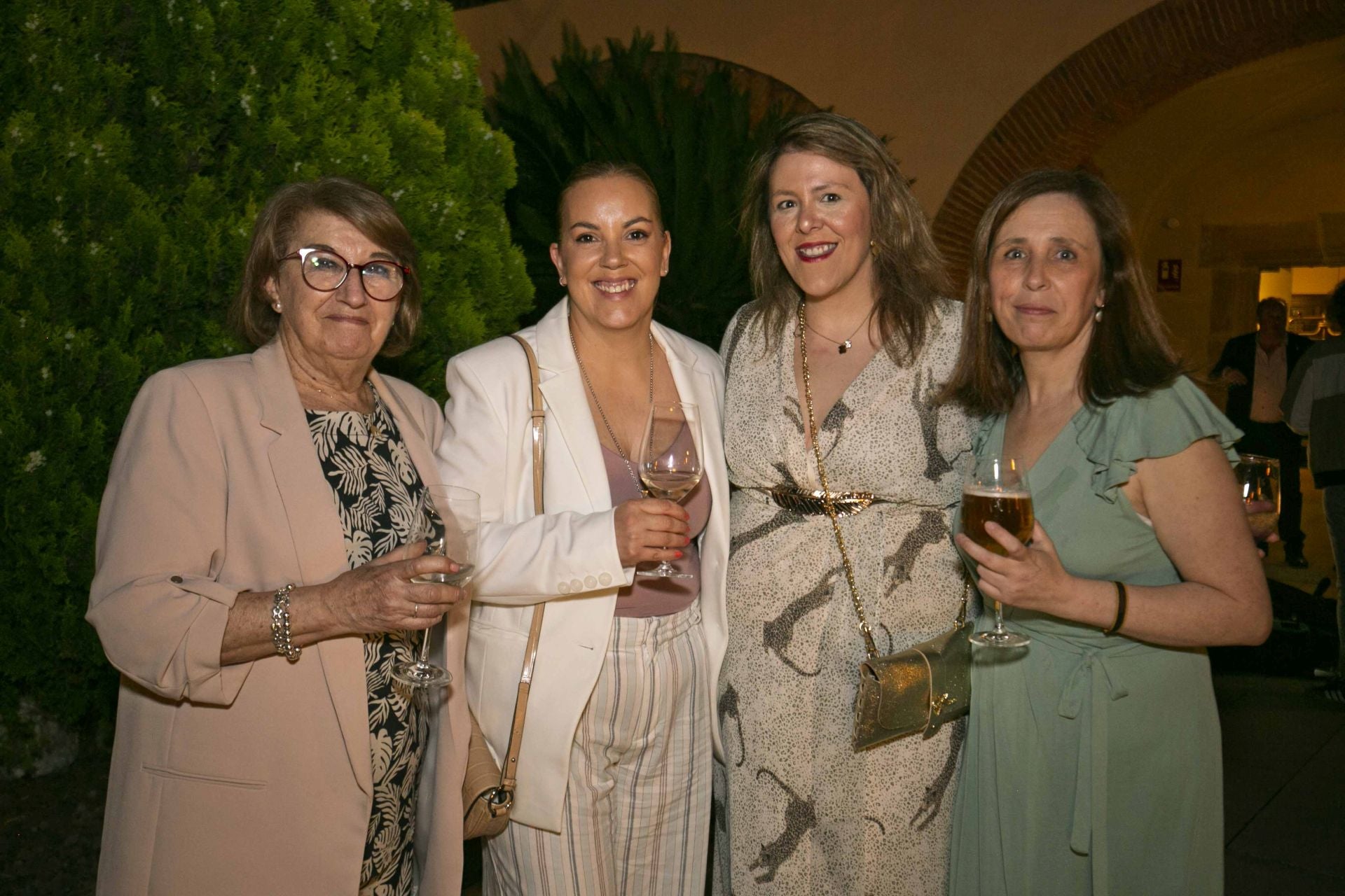Marisa Bermejo, Patricia Pizarro, Gloria Izquierdo y Ana Izquierdo. 