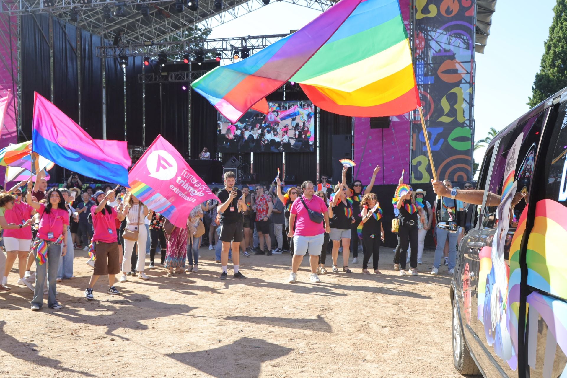 Las mejores imágenes de la fiesta de Los Palomos en Badajoz