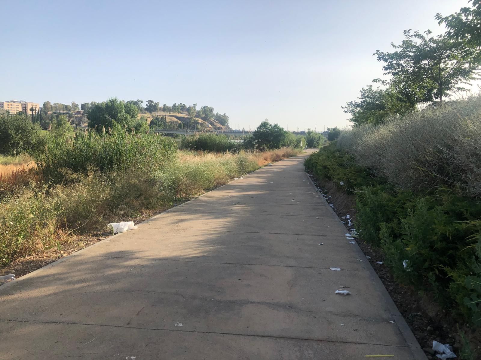 Así amanece el entorno del río Guadiana tras el revuelo de Los Palomos