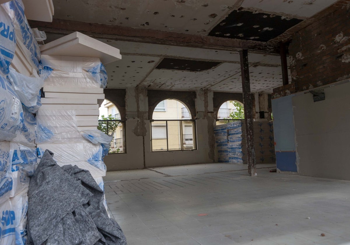 Las obras del centro de salud Plaza de Argel de Cáceres se paralizan por problemas en la estructura