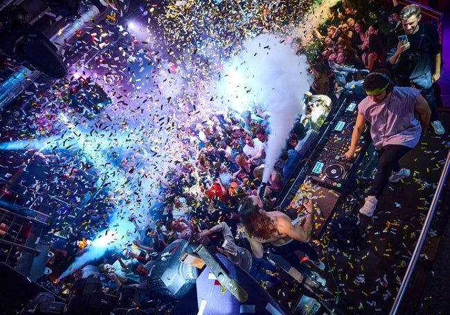 Los Primos Dj en una sesión celebrada en Praga.
