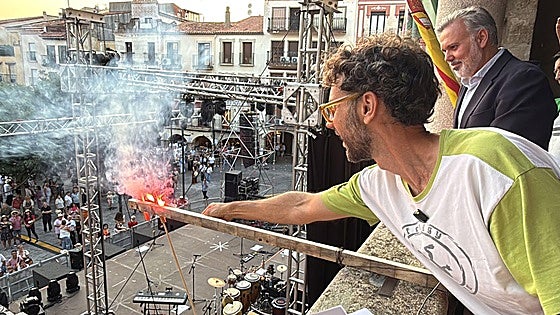 Fotos | Las mejores imágenes del primer día de la Feria de Plasencia