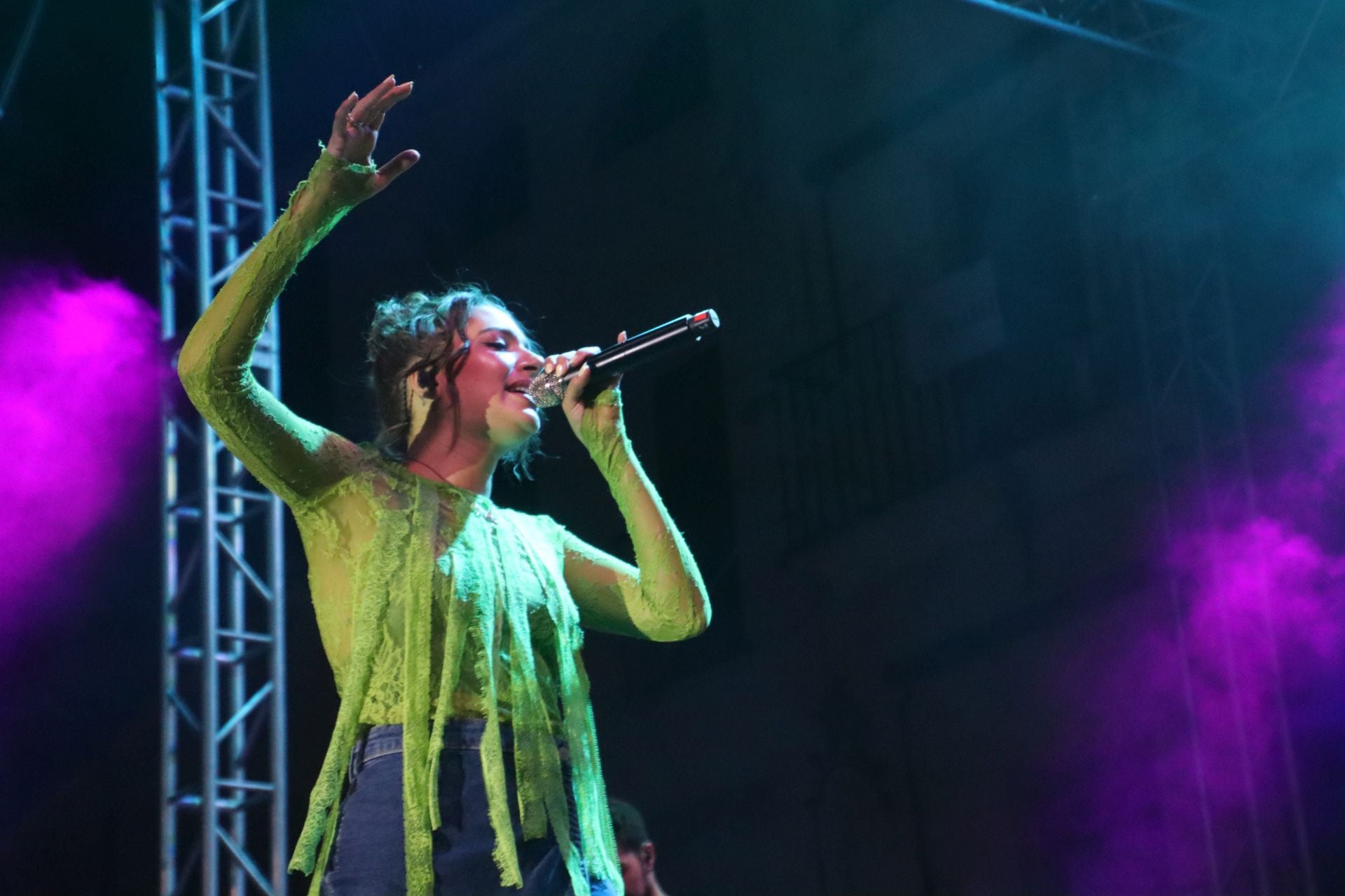 Fotos | Las mejores imágenes del concierto de Ana Guerra en Plasencia