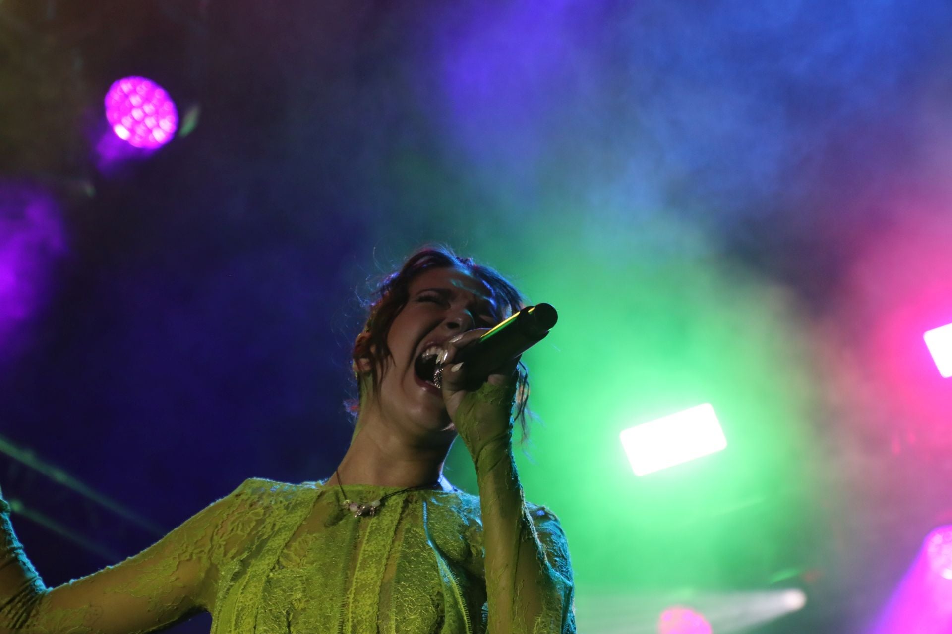 Fotos | Las mejores imágenes del concierto de Ana Guerra en Plasencia