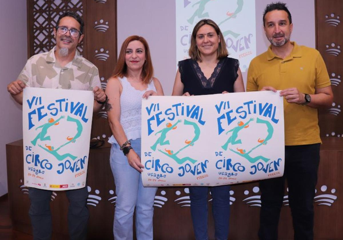 El VII Festival de Circo Joven 2025, que se llevará a cabo en Usagre se ha presentado este viernes en la Diputación de Badajoz.