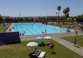 Instalaciones de la piscina municipal de La Granadilla.