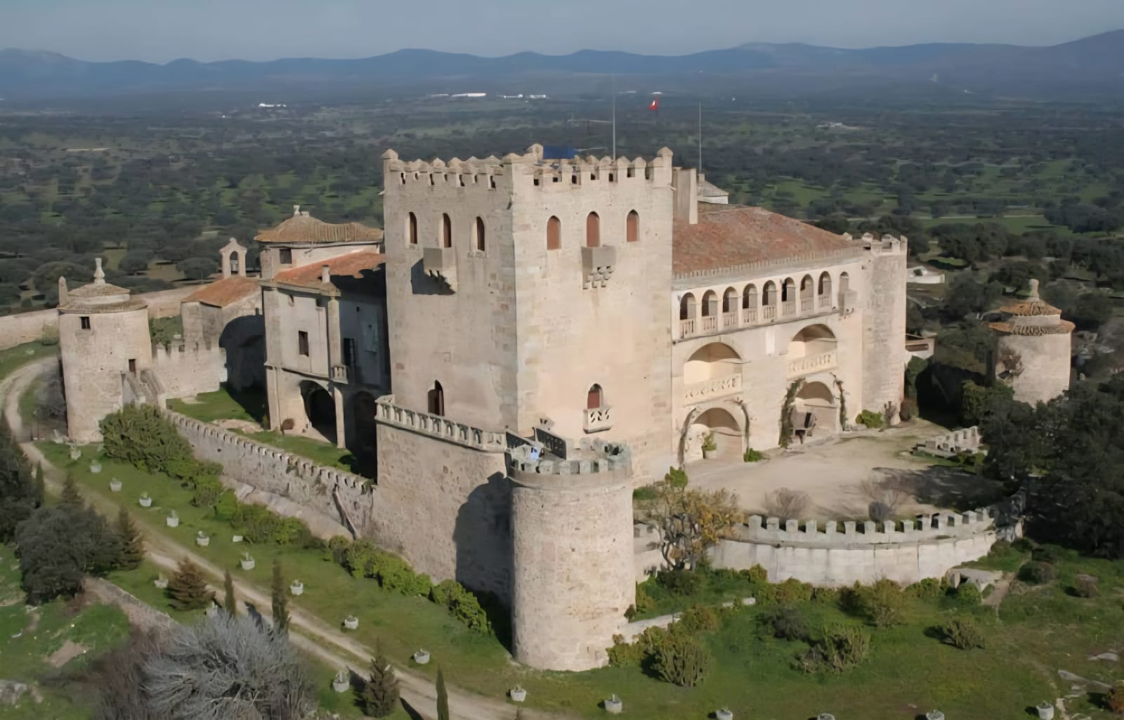 Castillo de Piedrabuena, en San Vicente de Alcántara.