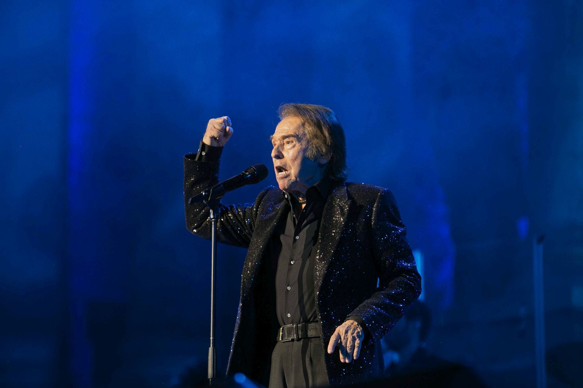 Raphael triunfa en su regreso al escenario del Teatro Romano