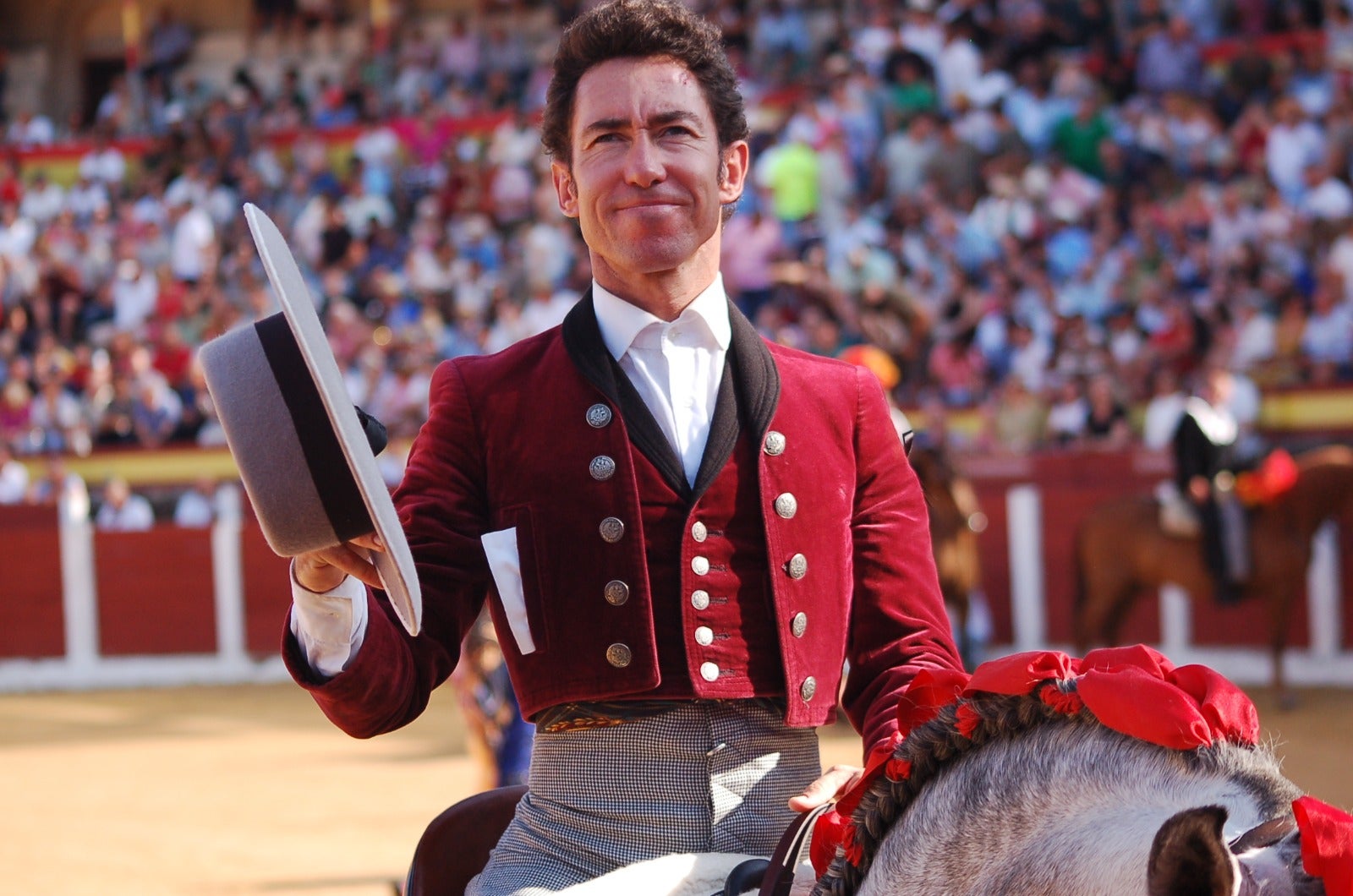 Fotos | Así fue la carrida de toros donde Diego Ventura y Leonardo Hernández salieron a hombros