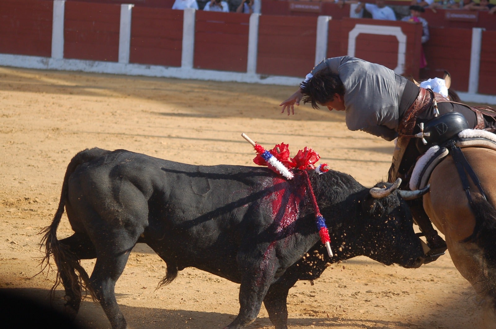 Fotos | Así fue la carrida de toros donde Diego Ventura y Leonardo Hernández salieron a hombros