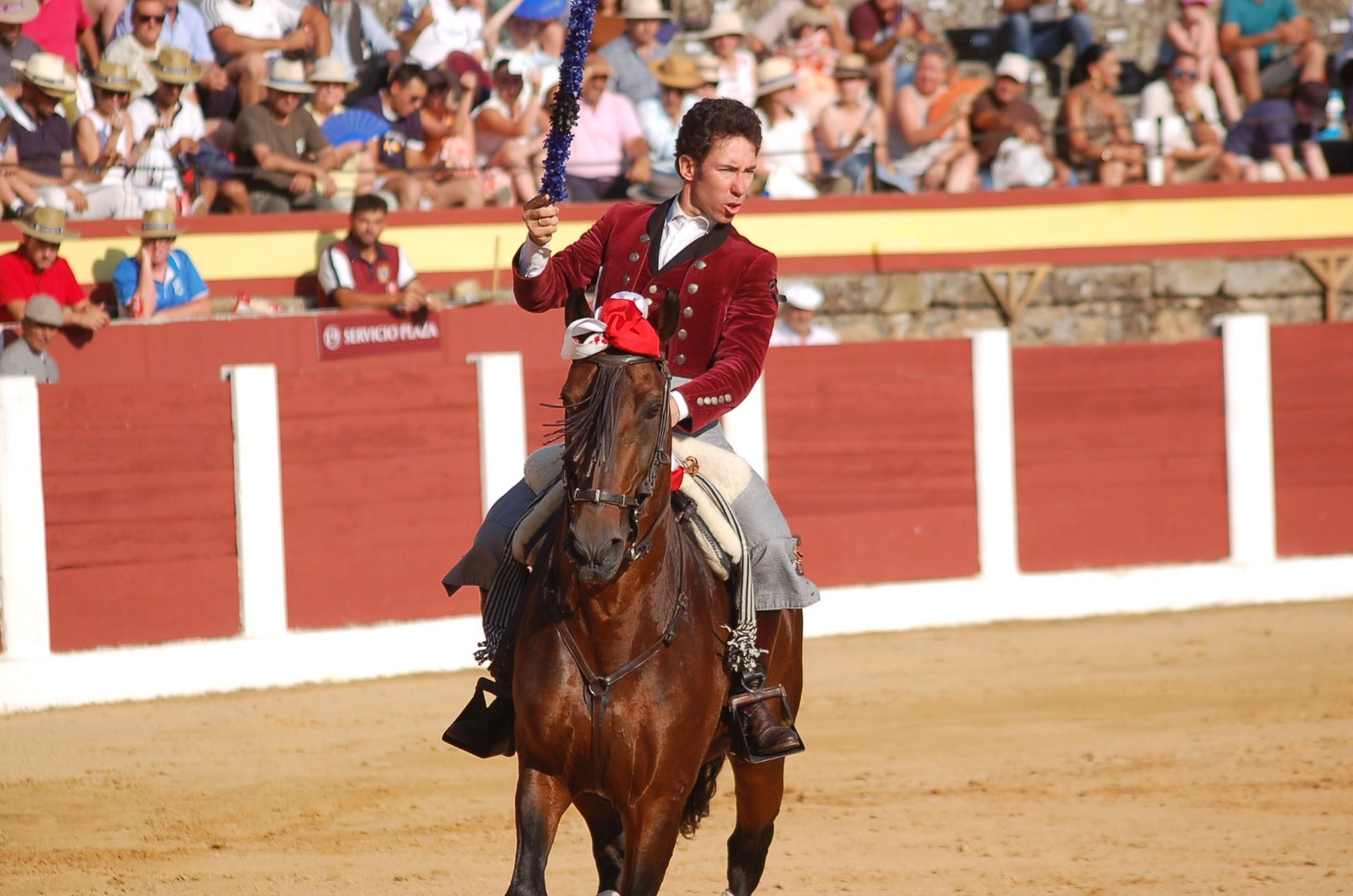 Fotos | Así fue la carrida de toros donde Diego Ventura y Leonardo Hernández salieron a hombros