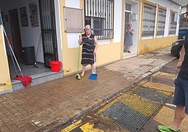 Fotos | Así ha quedado Los Santos de Maimona tras la tormenta de agua y granizo