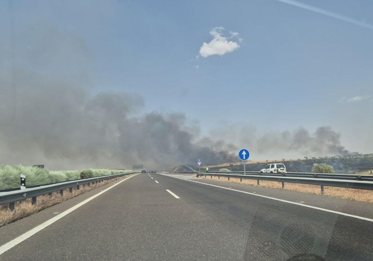 Incendio en el término municipal de Fuente de Cantos.