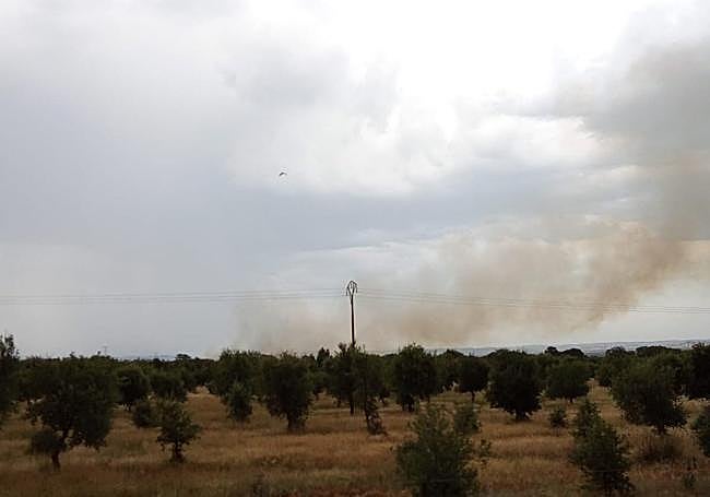 Incendio registrado en Valdecaballeros.