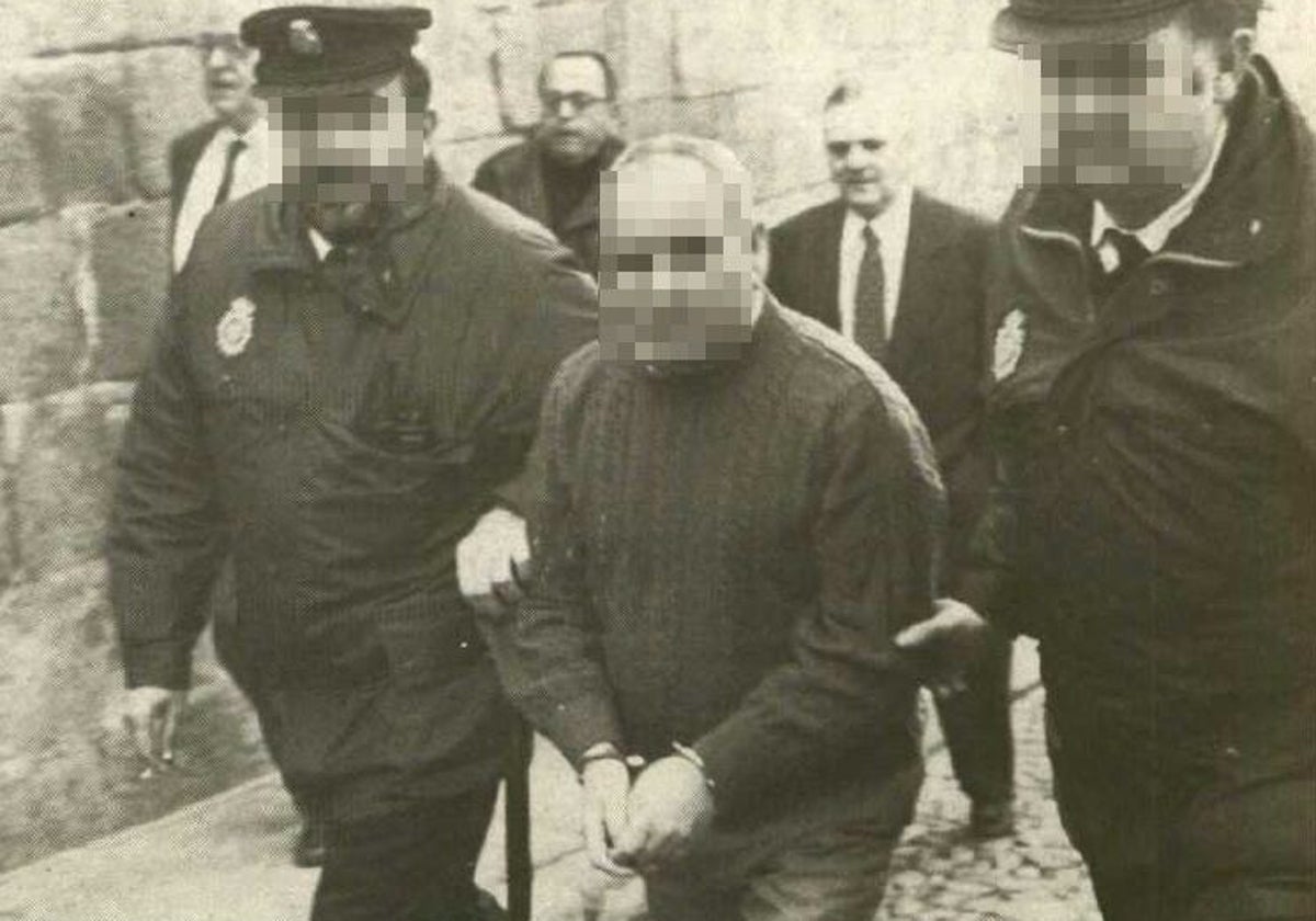 l detenido en 1994.