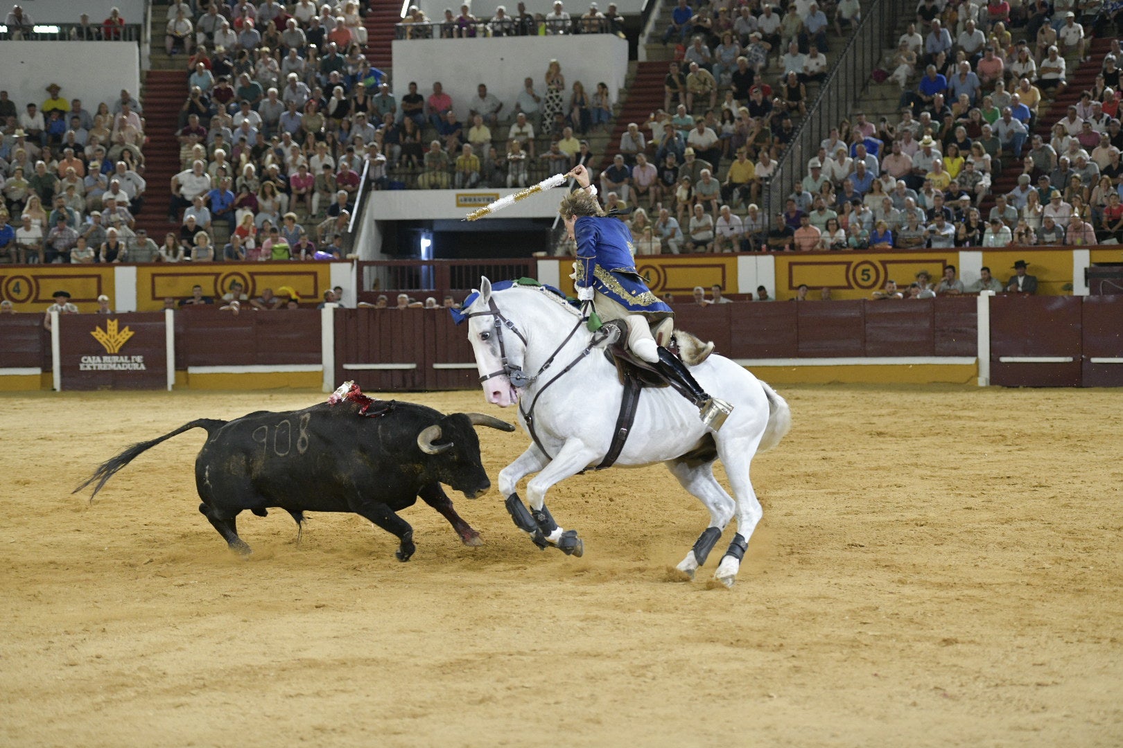Fotos | Las mejores imágenes de la primera corrida de toros de la feria de San Juan de Badajoz 2025