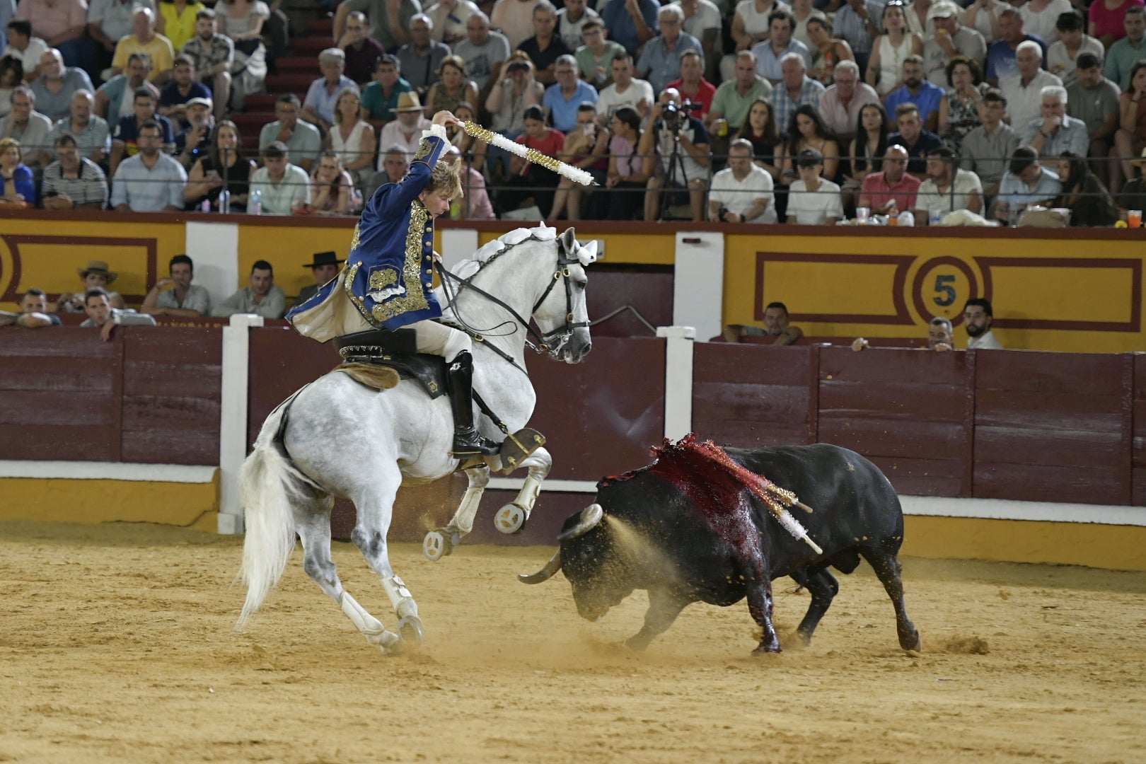 Fotos | Las mejores imágenes de la primera corrida de toros de la feria de San Juan de Badajoz 2025