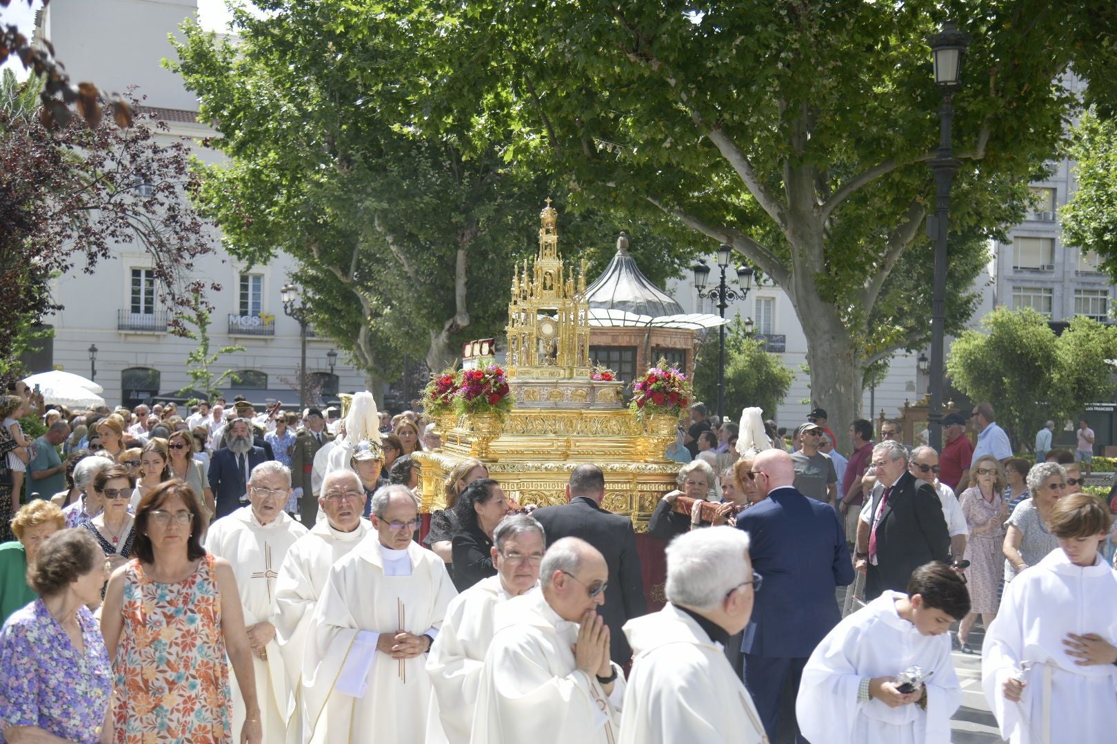 Fotos | Procesión en Badajoz por el día del Corpus