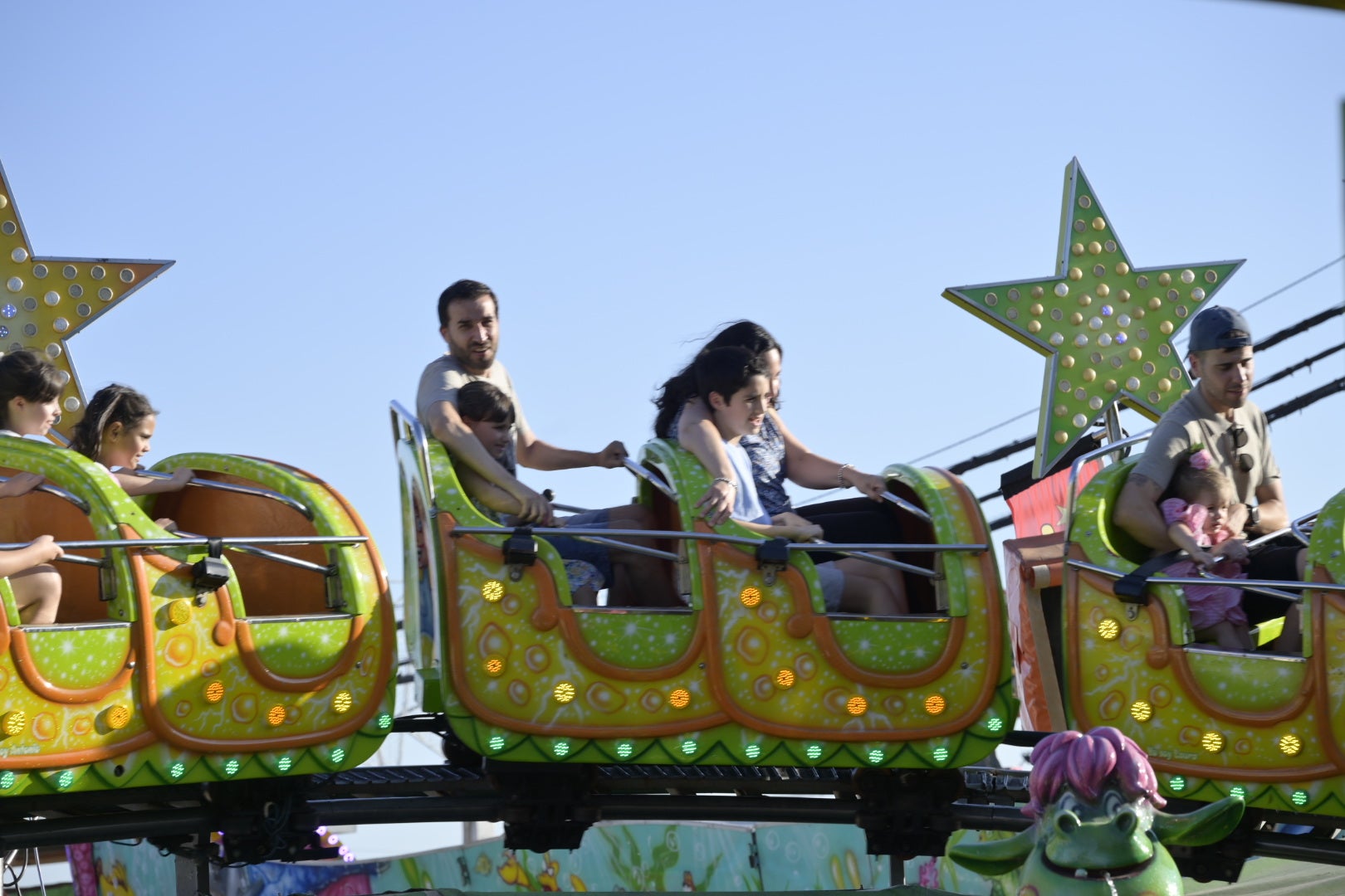 Fotos | Los pequeños disfrutan de la feria en el Día del Niño