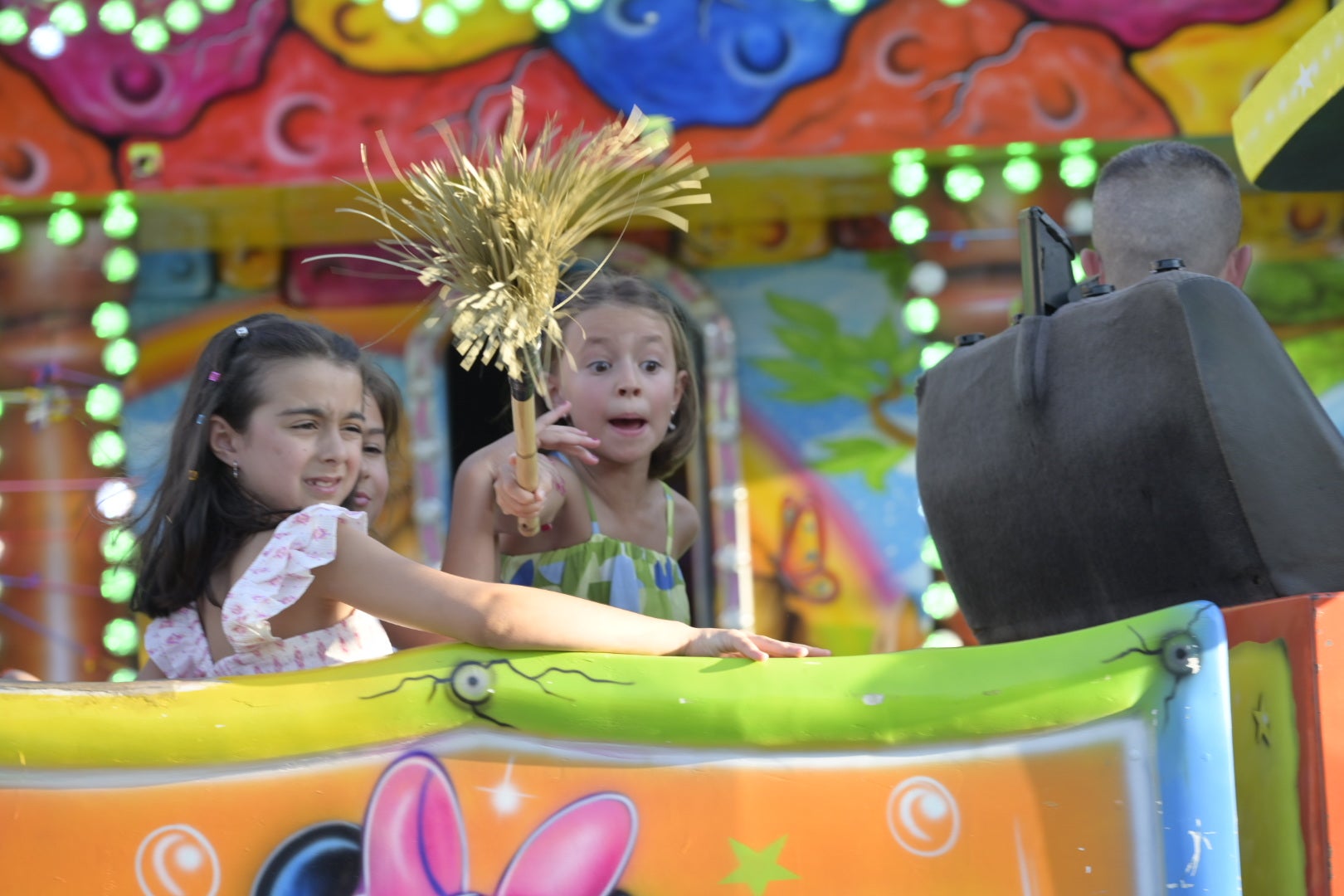 Fotos | Los pequeños disfrutan de la feria en el Día del Niño