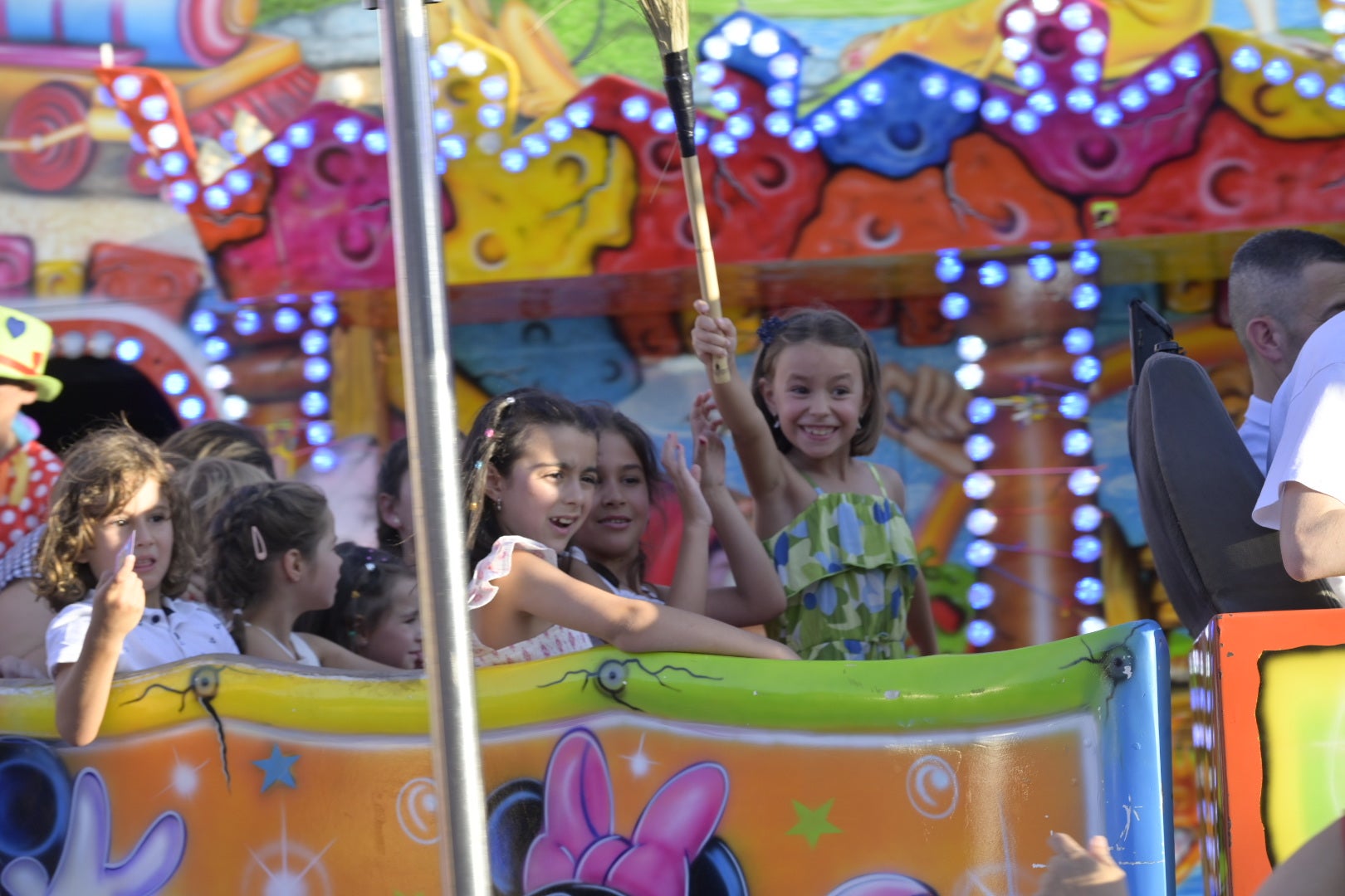 Fotos | Los pequeños disfrutan de la feria en el Día del Niño