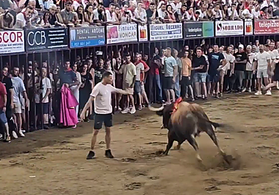 Madrugada del sábado en las fiestas de San Juan de Coria 2025.