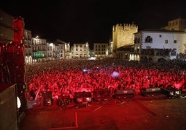 La Plaza Mayor de Cáceres durante LOS40 Summer Live.