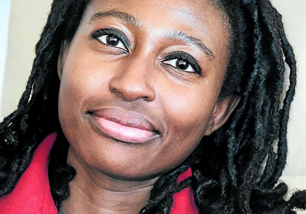 La autora británica Helen Oyeyemi.
