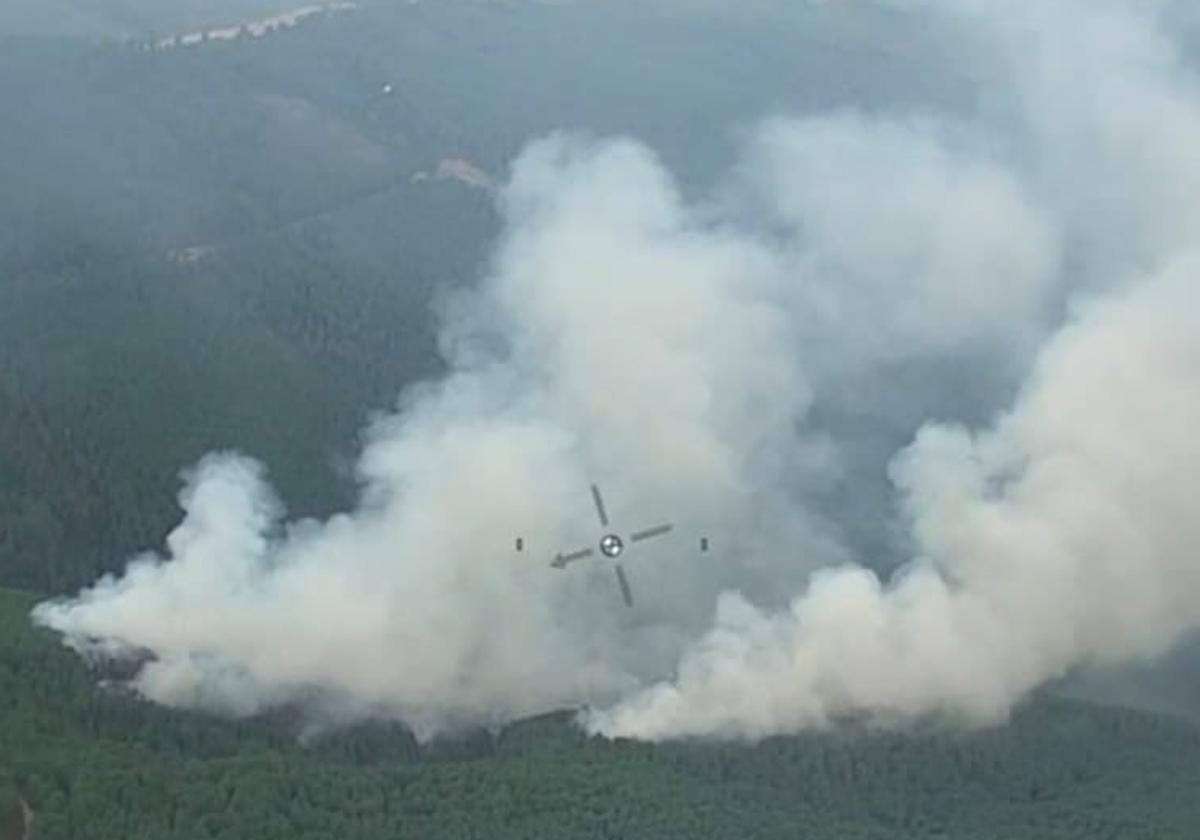 Imágenes aéreas del incendio.