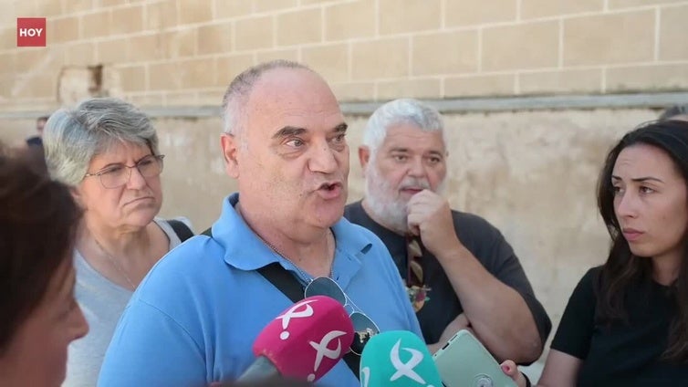 Carlos Orellana tiene un mes para desalojar su casa en el colegio Juan Vázquez
