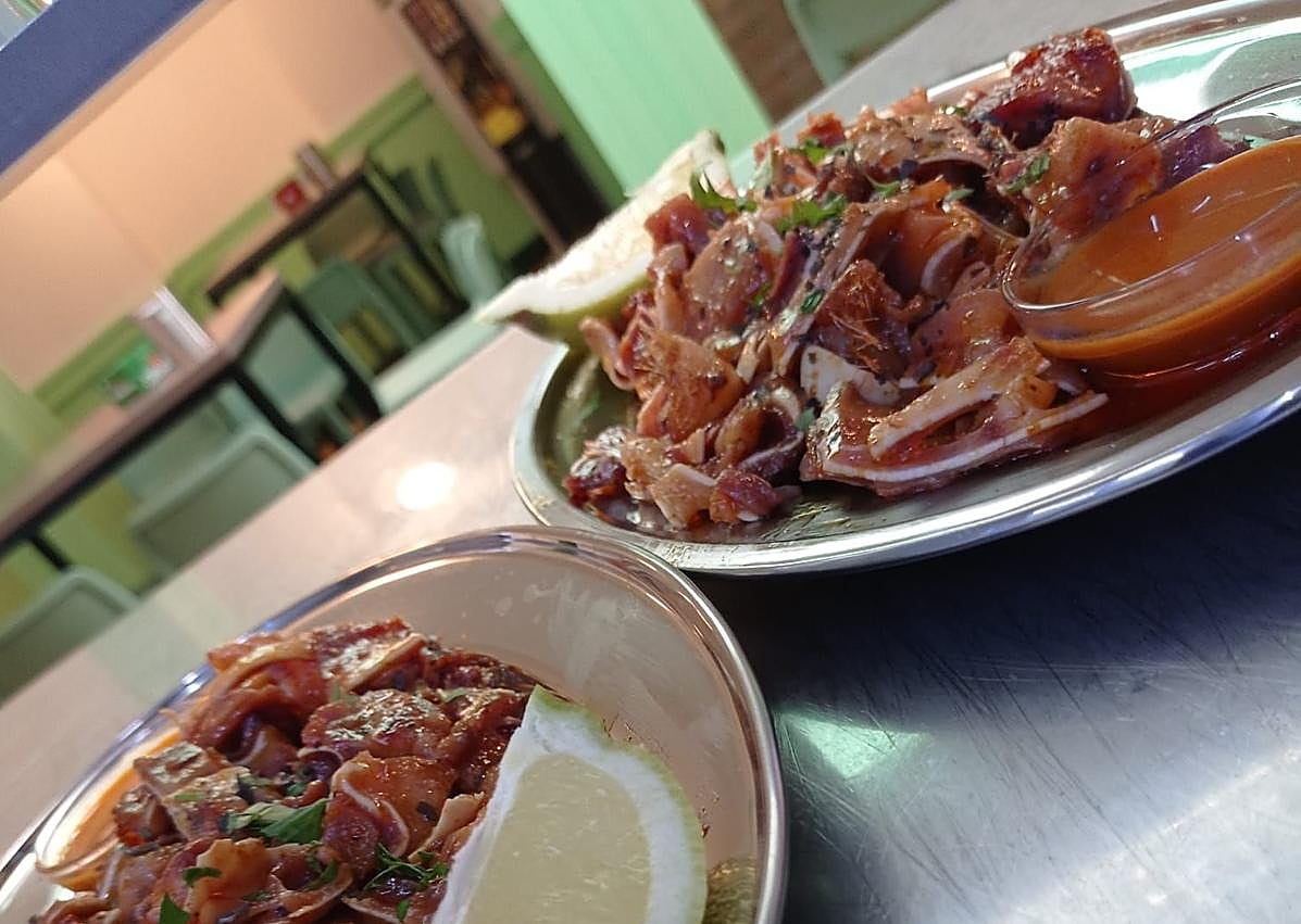 Imagen secundaria 1 - En la propuesta de Abraham no falta la casquería.