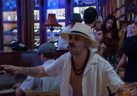 Fotos | El último tema de Willy Wylazo, grabado en Las Tres Campanas