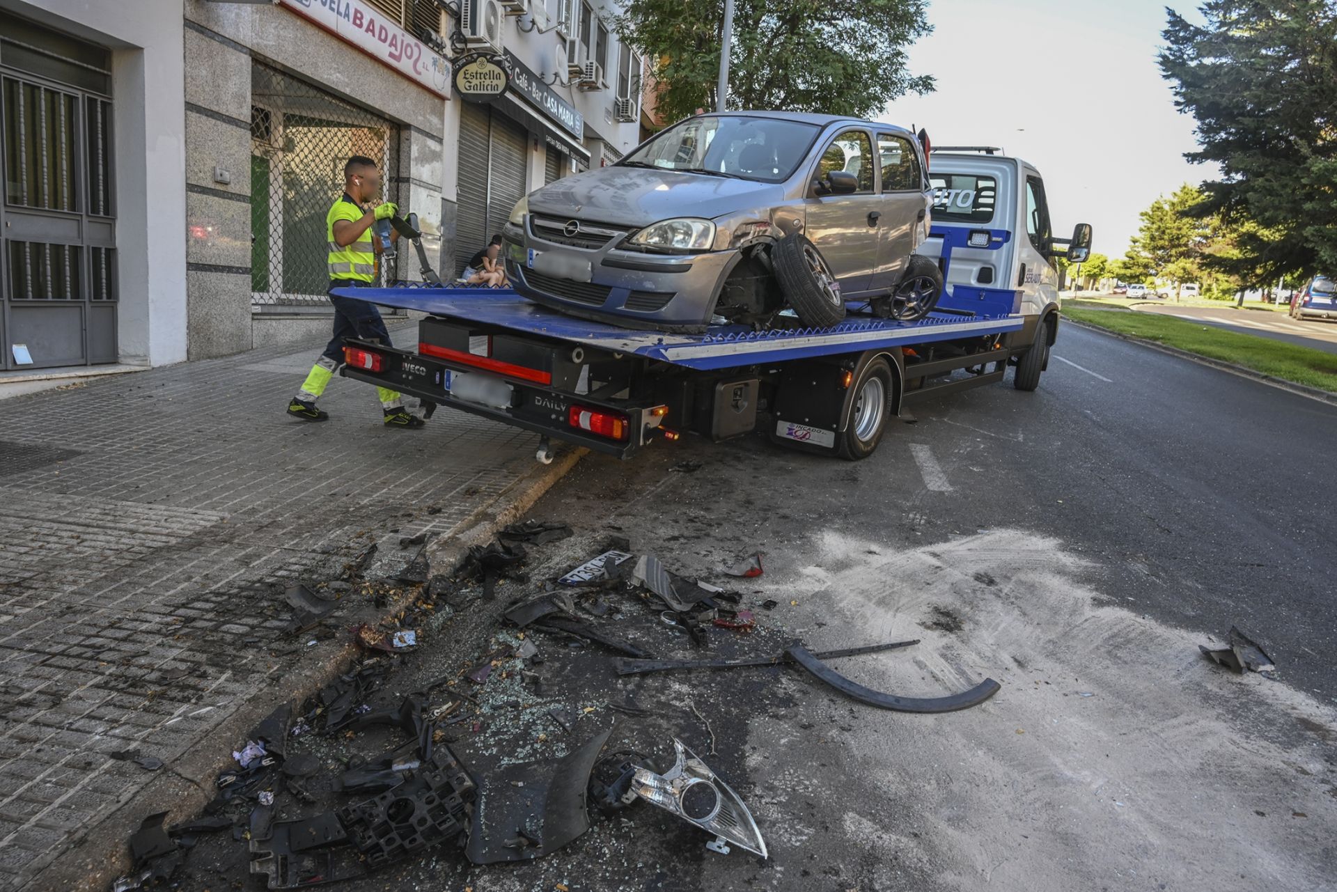 Así ha quedado el coche tras el accidente en Suerte de Saavedra