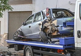 Así ha quedado el coche tras el accidente en Suerte de Saavedra