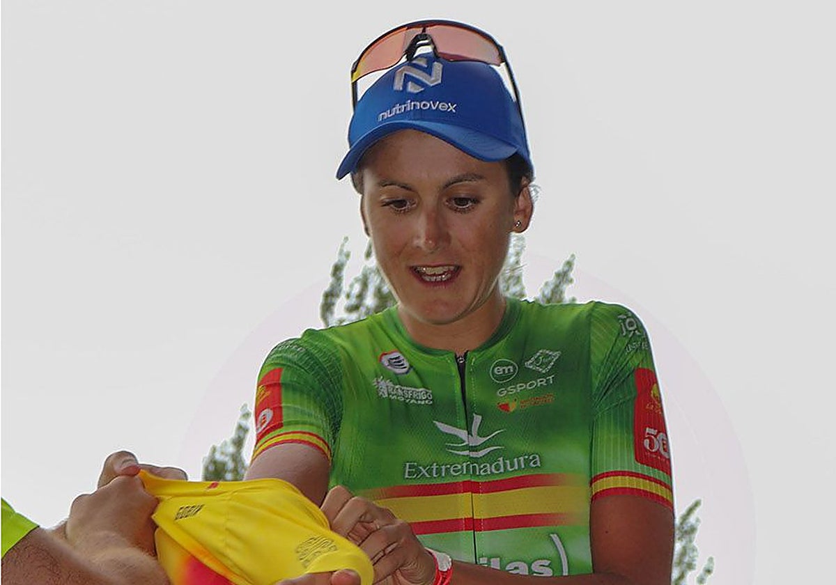 Natalia Fischer se enfunda el maillot amarillo de la Copa de España tras ganar el Desafío Dama Roja en Cantabria.