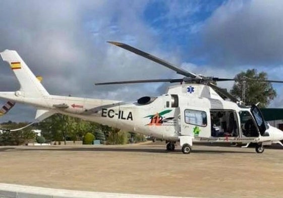 Herido grave un camionero tras salirse de la vía y quedar atrapado cerca de Hinojal