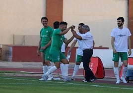 Celebración de un gol del Villanovense.