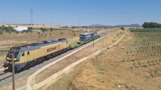 Paso del tren de pruebas por la línea de Ciudad Real.