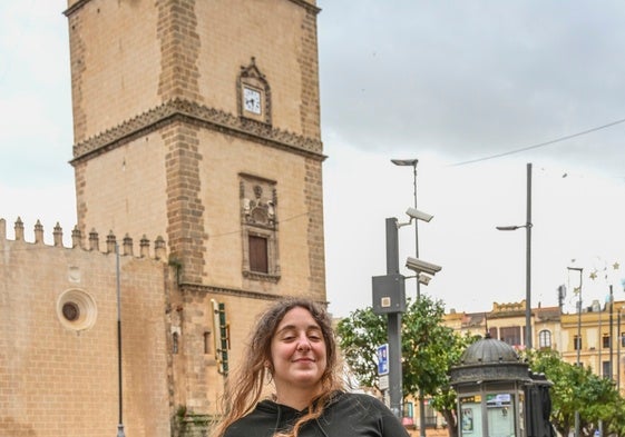 Loida Zabala.