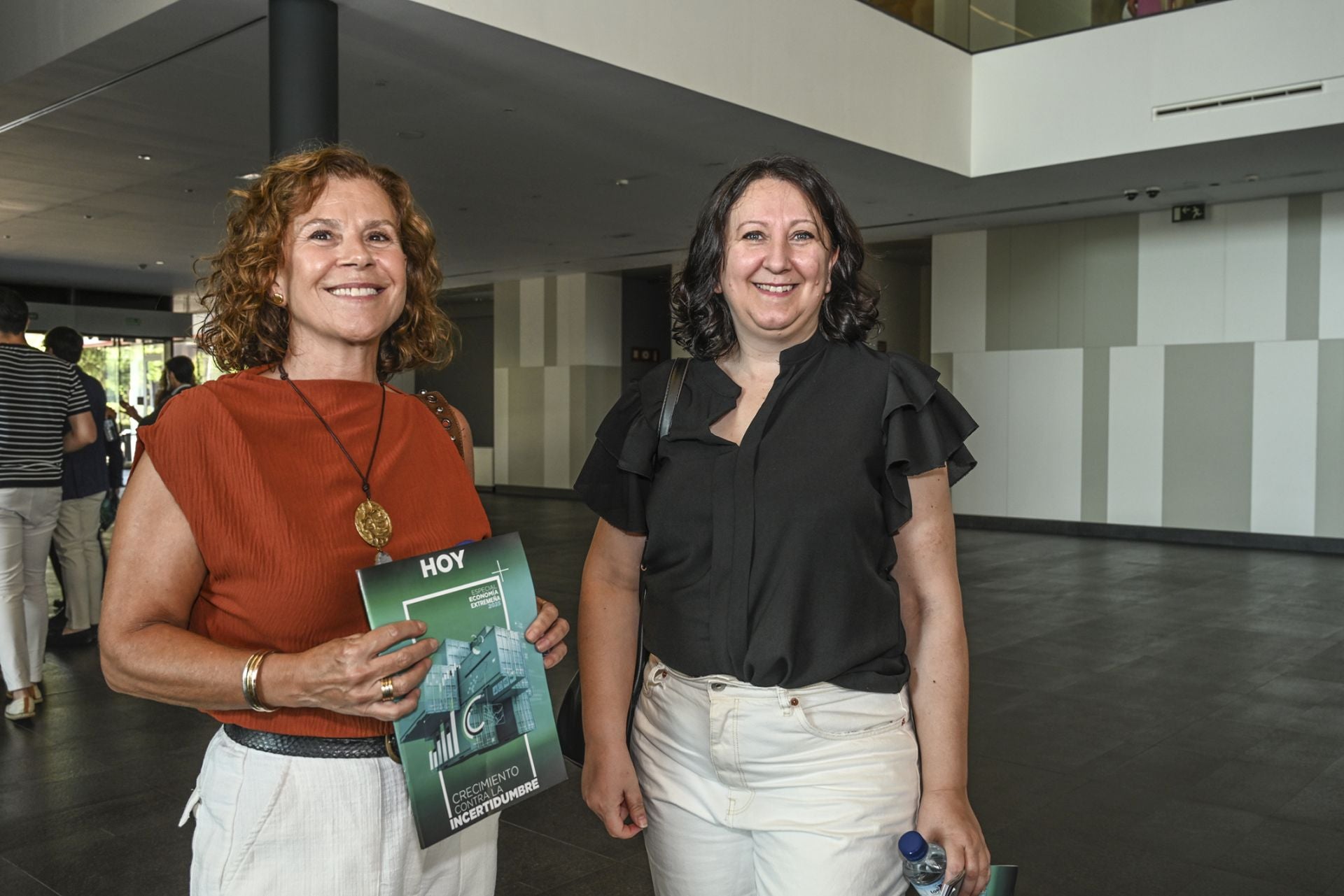 Mar Cabezas y Blanca Cortés