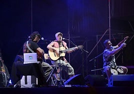 Así fue el concierto de Manu Chao en el Alcazaba Festival de Badajoz