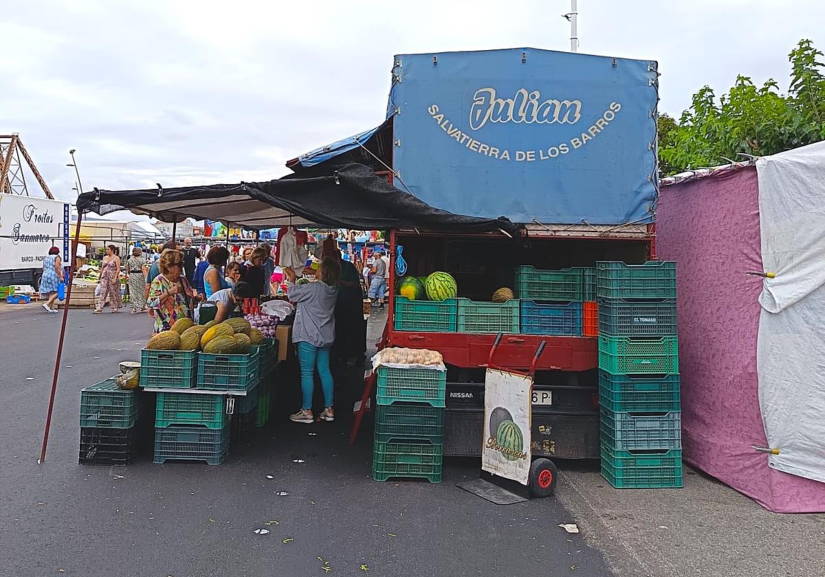 Vendedor de Salvatierra, la pasada semana en O Grove.